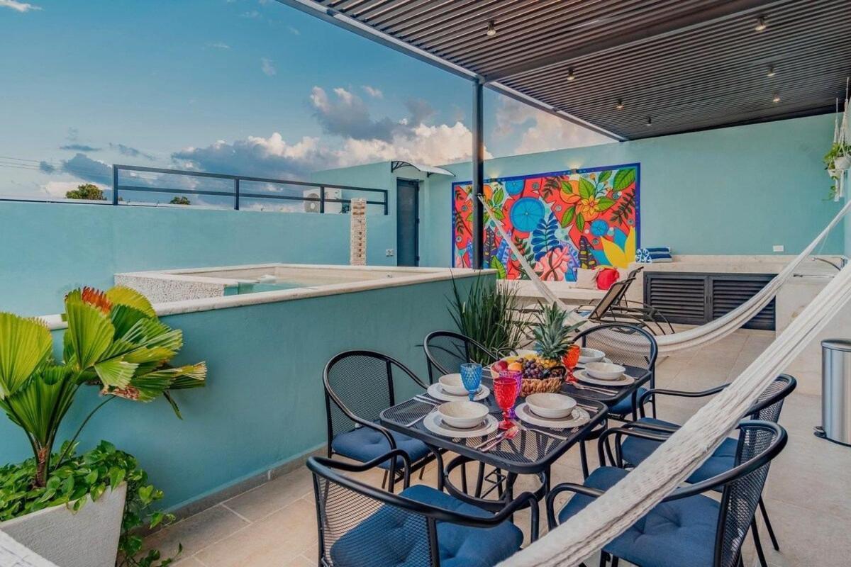Rincon Del Cielo Rooftop With Glass Walled Pool Merida Exterior photo